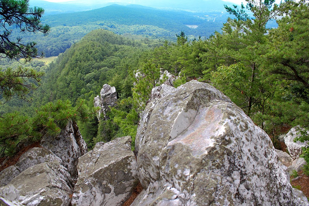 The view from Devil's Pulpit along the Squaw Peak Trail on Monument Mountain. (Wikimedia Photo)