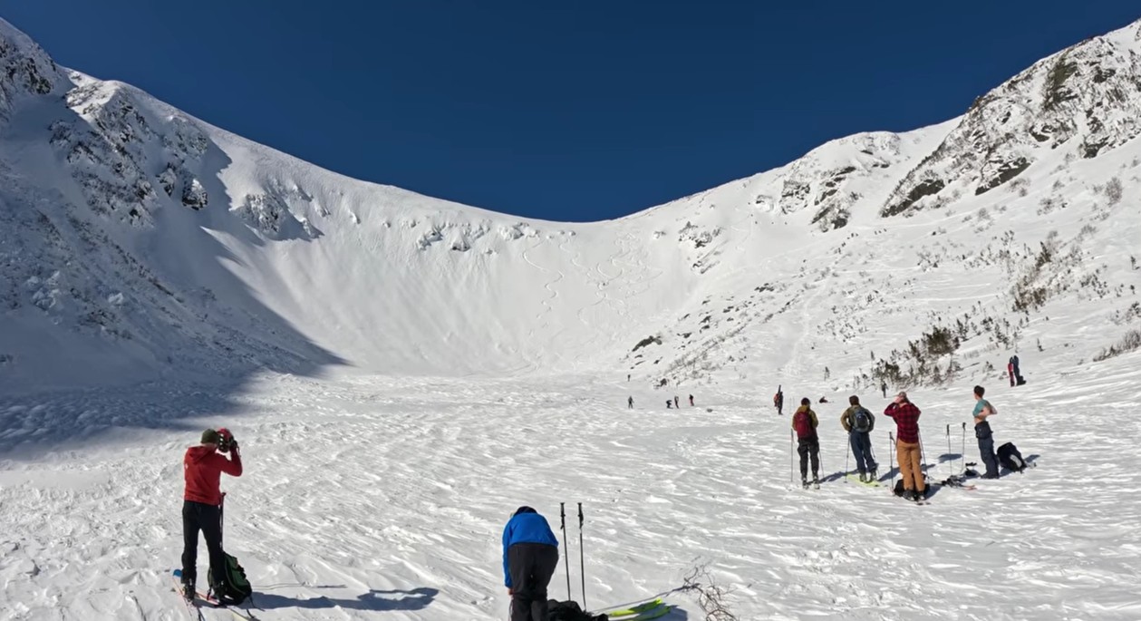 tuckerman-ravine-skiing-ski-february-film-video-watch